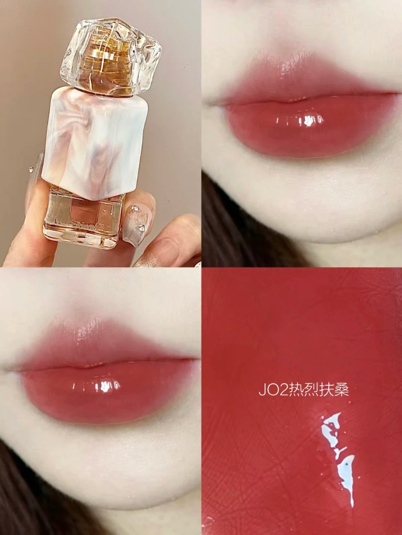 Glamorous Shiny Lipgloss