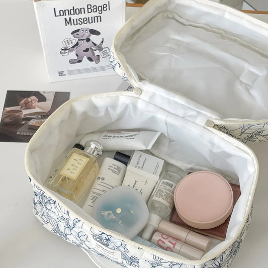 Vintage Floral Quilted Makeup Bag